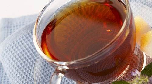 黄酒虽醇香，饮用需适量——浙江黄酒过量饮用的潜在危害